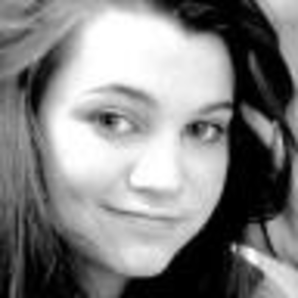 Meet your Posher, Lilia